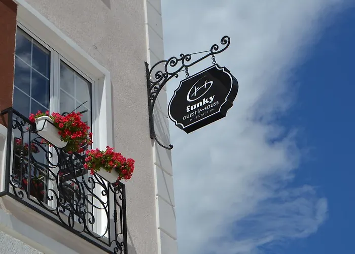 Funky Guest House&Adventures