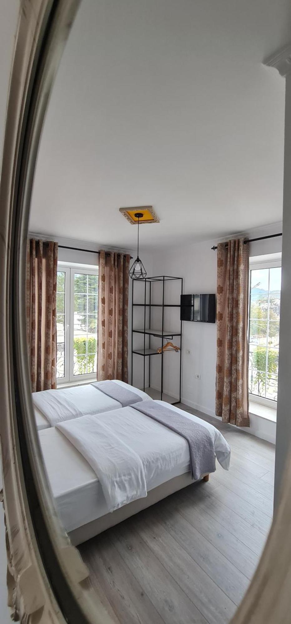 Funky Guest House&adventures 3* Përmet